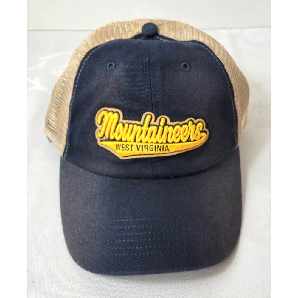 West Virginia Mountaineers Top Of The World NWOT Snapback Mesh Trucker Hat